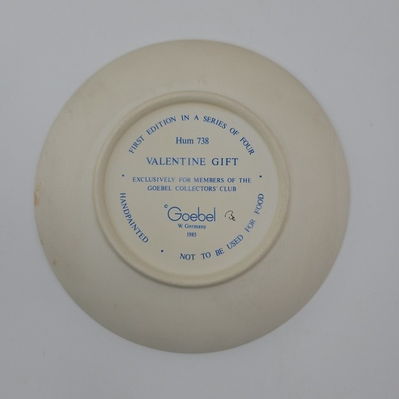 Vintage Goebel Collector Plate "Valentine Gift" 1986  Made in Germany - Picture 4 of 6